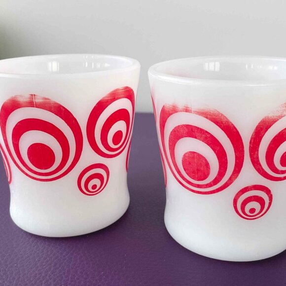 Pair of Fire King Mugs polka dots milk glass Vintage - Picture 2 of 6